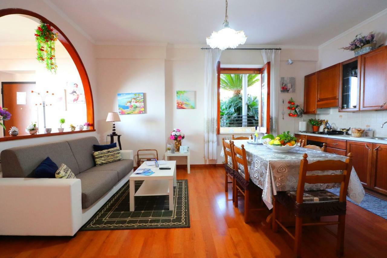 Apartamento La Rosa Del Sud Península Sorrentina Exterior foto